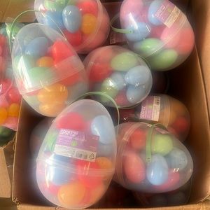 Spritz nesting Easter eggs
